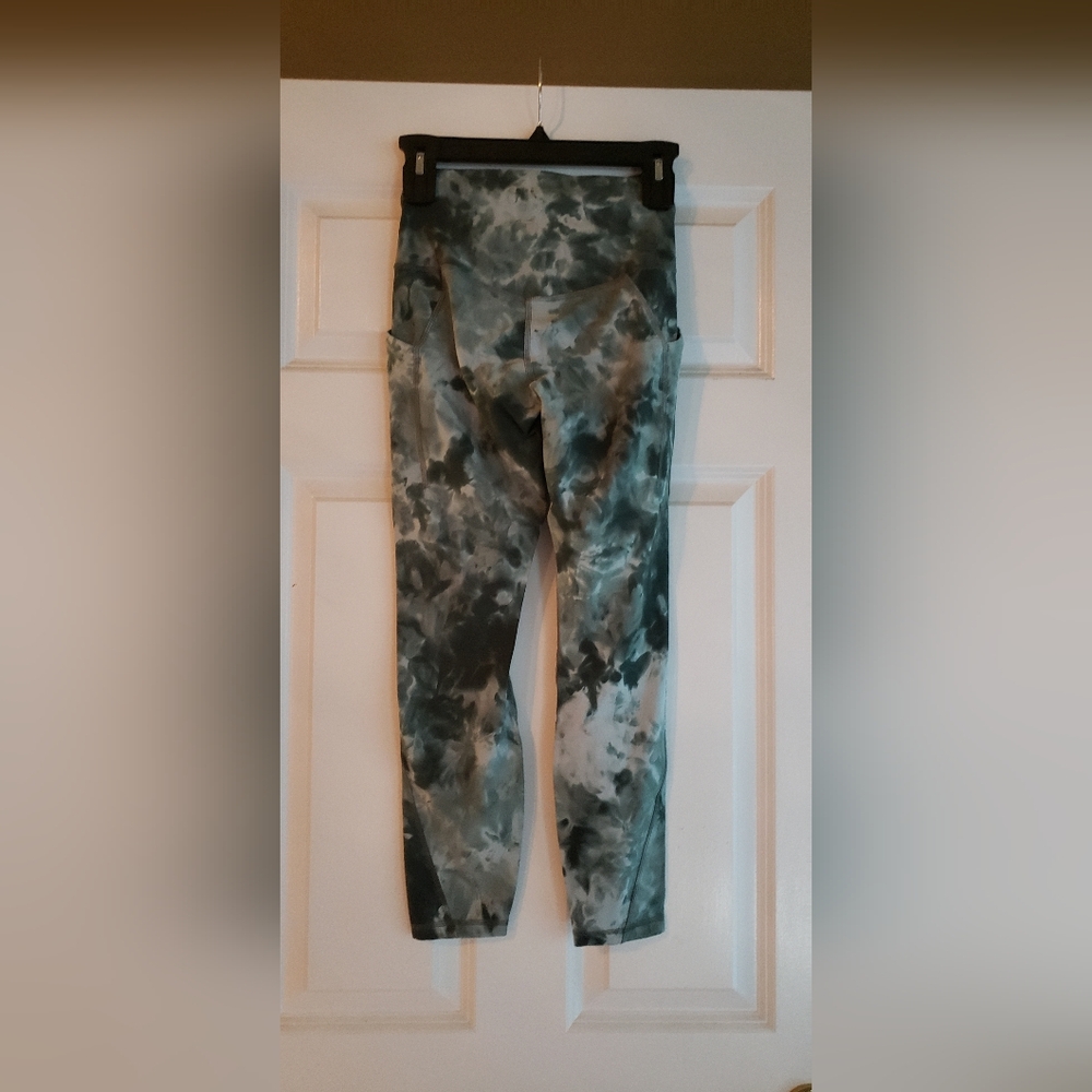 Lululemon Align Light / Dark Green Tie-Dye Leggings w/Pockets